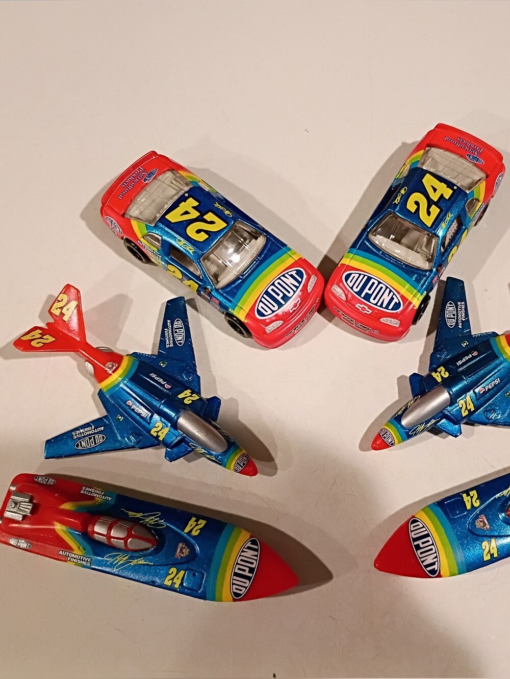 Nascar No.24 Dupont Race Car & Jet Playset